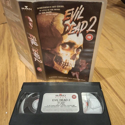Die UK VHS Fassung von "Evil Dead" von 1999